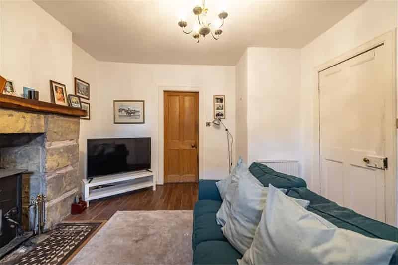 4 Bed Terraced House Lauder 2 Reception Rooms Family Home Walled Garden