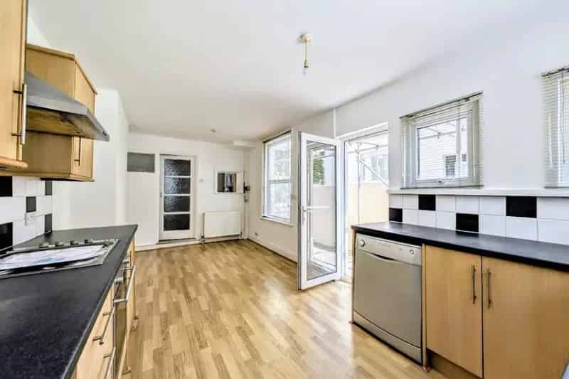 House For Sale , Worthing, England
