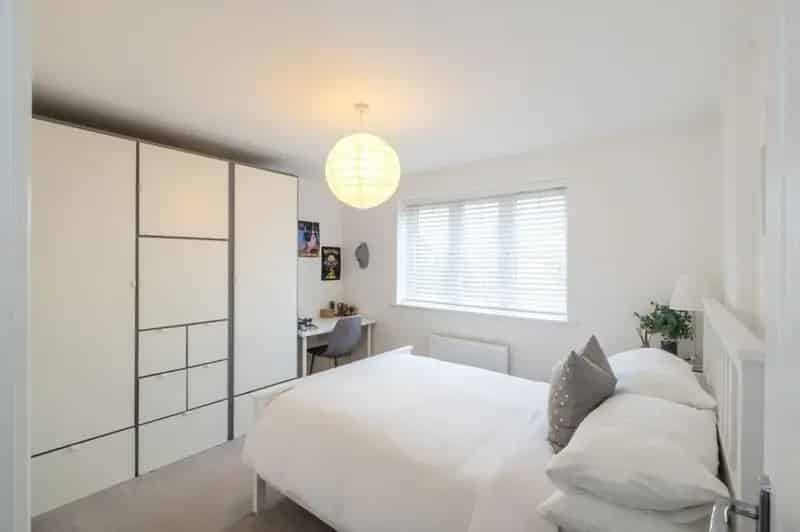 5 Bed Detached House for Sale East Leake
