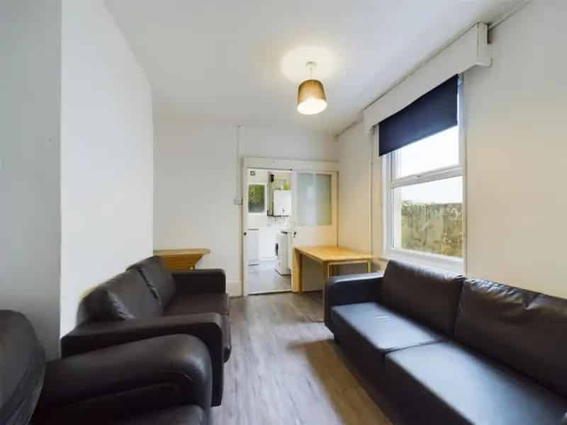3 Bedroom Edwardian Terraced House For Sale