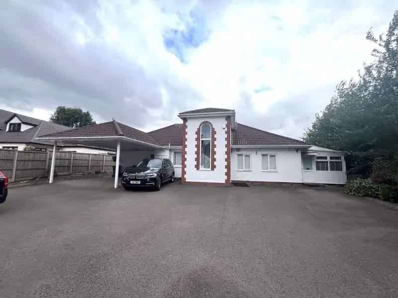 1 Bedroom Apartment to Rent Winterbourne