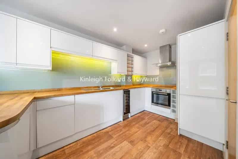 Flat For Rent , London, England