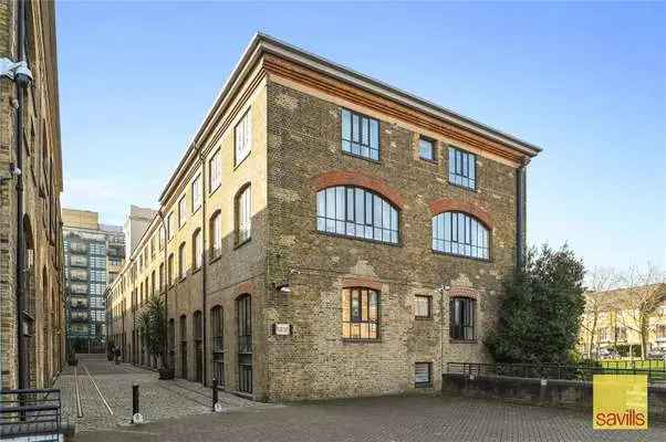 Riverside Apartment Burrells Wharf Square London E14