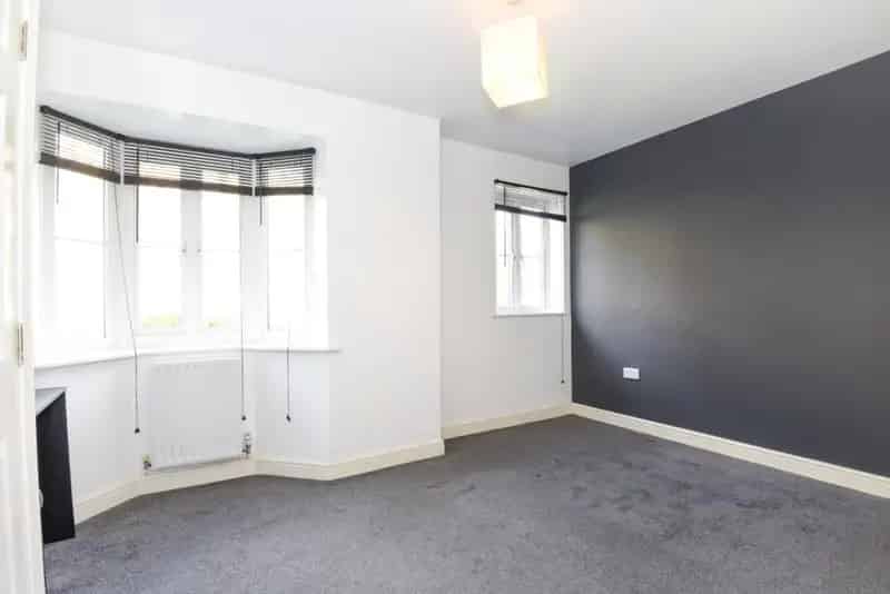 One Bedroom Home Near Peckham Rye Station and Park
