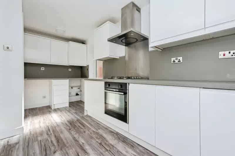 Four Bedroom Detached House with Southerly Garden and En-Suite