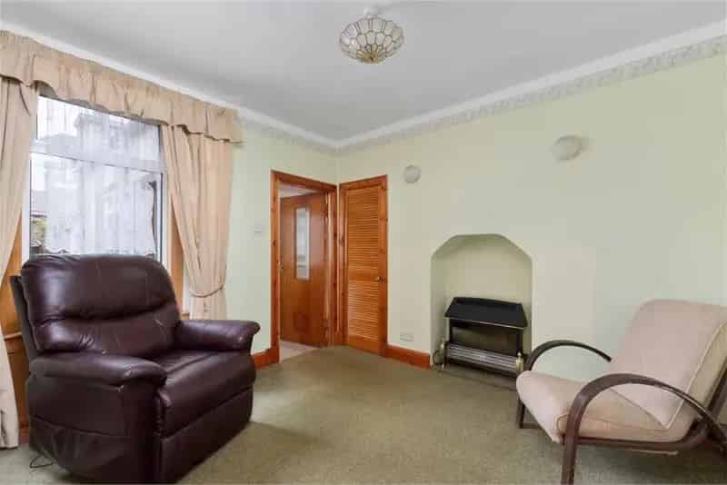 4 Bed House Portobello 2 Reception Rooms South-West Garden