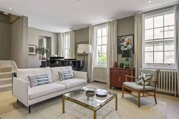 Exceptional Freehold House in Barnsbury Conservation Area