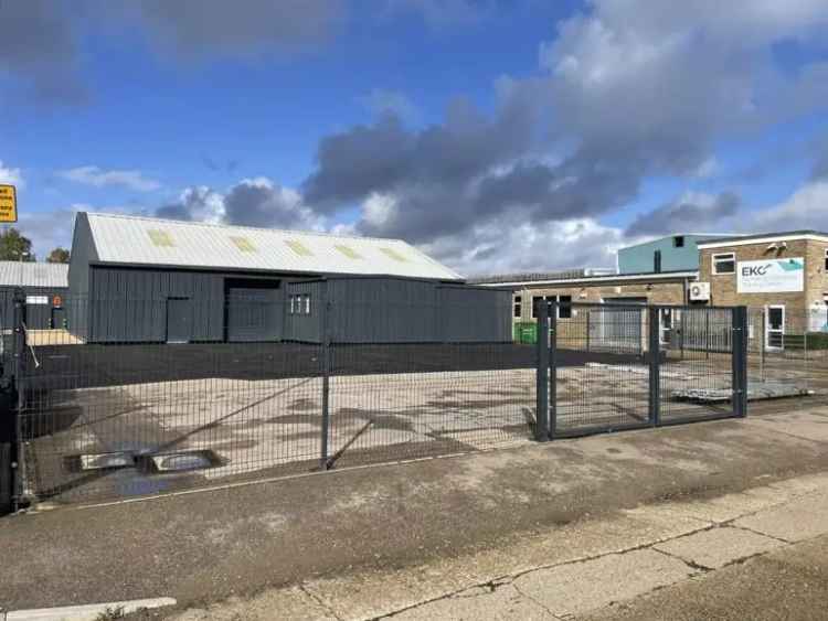 Industrial For Rent in City of London, England