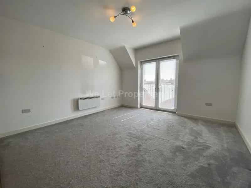 1 Bedroom Apartment to Rent in East West Didsbury