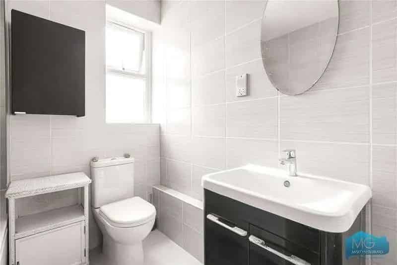 2 Bed 2 Bath Duplex Garden Flat Near New Southgate Station