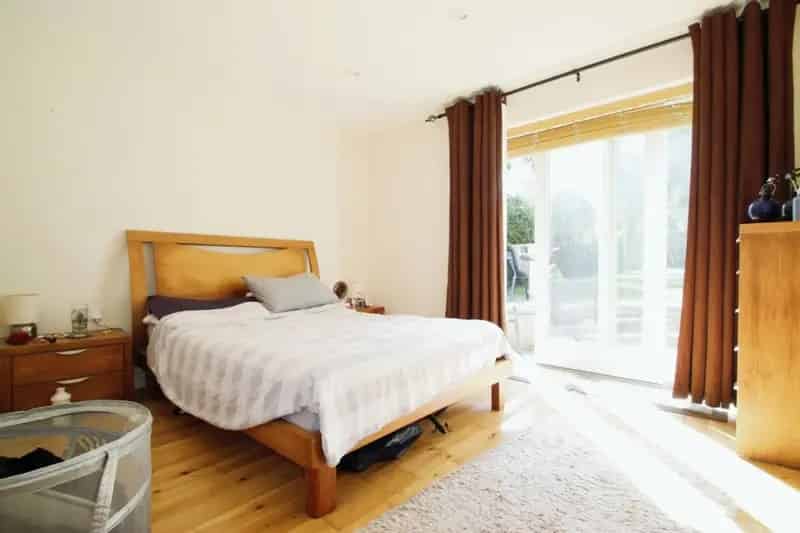 2 Bedroom Flat To Rent Available 15092025