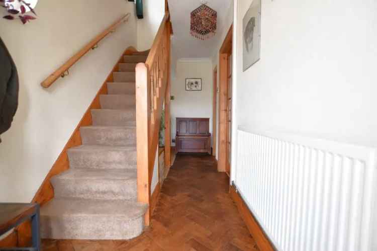 3 Bedroom Semi Detached House For Sale Evesham Worcestershire