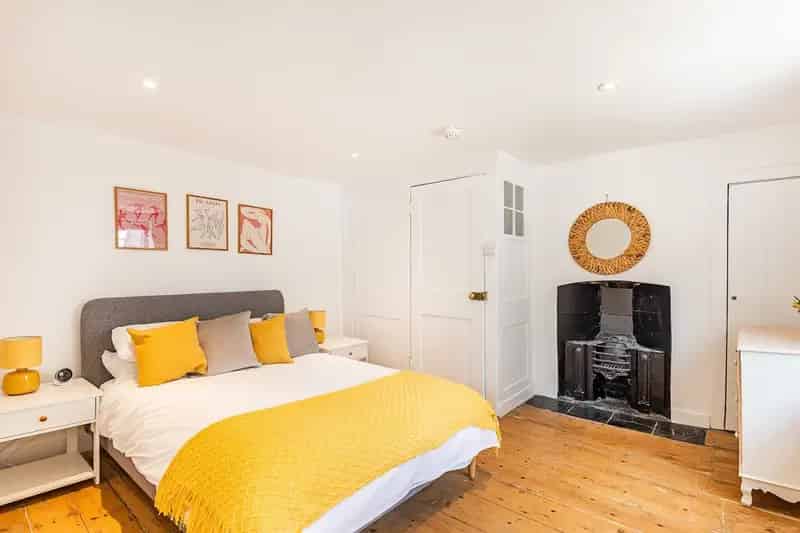 4 Bedroom Grade II Listed House Richmond Hill