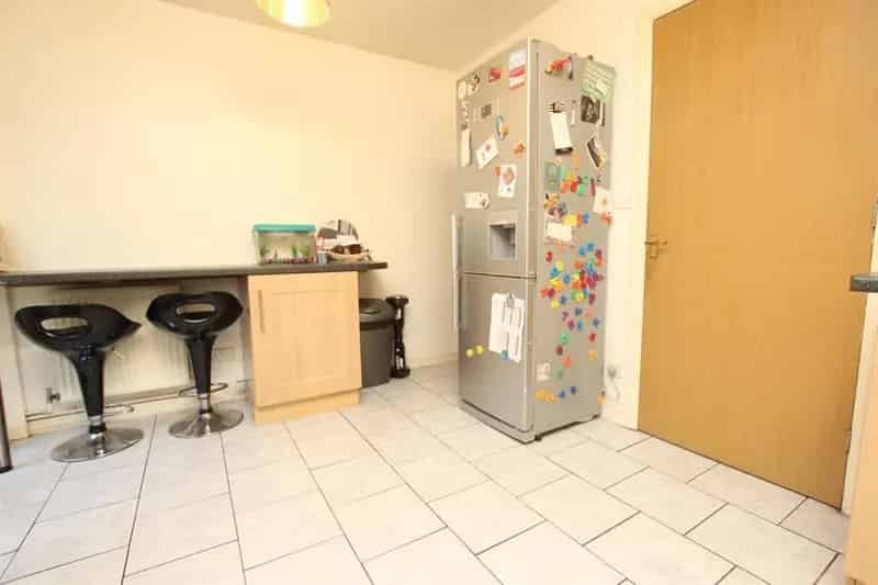 2 bedroom House
 To Let