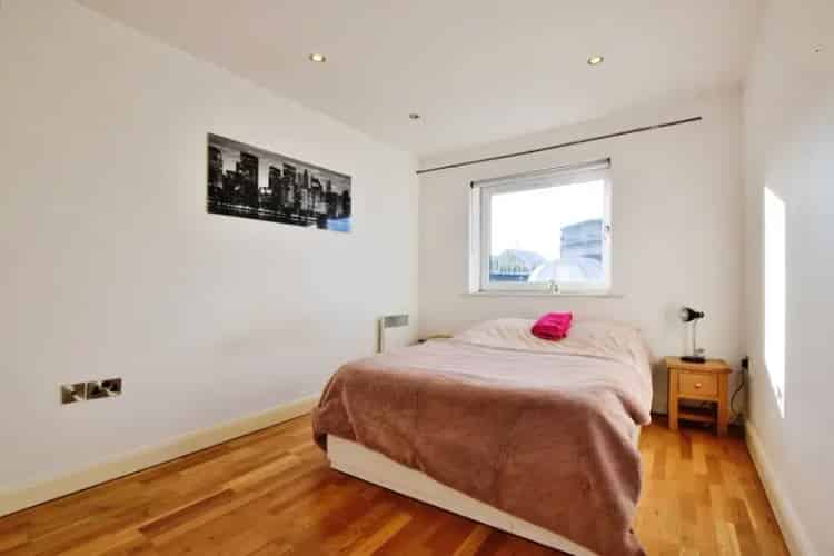2 Bedroom Flat to Rent Manchester M20 - Furnished Apartment with Parking