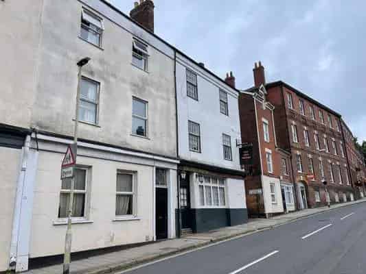 Iron Bridge Inn Exeter Pub Restaurant with Living Accommodation Freehold