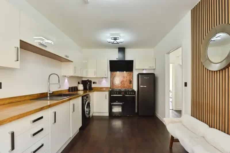 Spacious Four Bedroom House Oxley Park