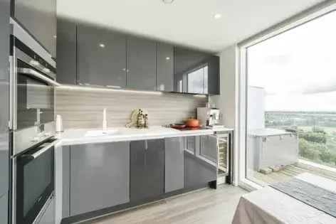 1 Room 104 m² Flat London Breathtaking Views Large Terrace