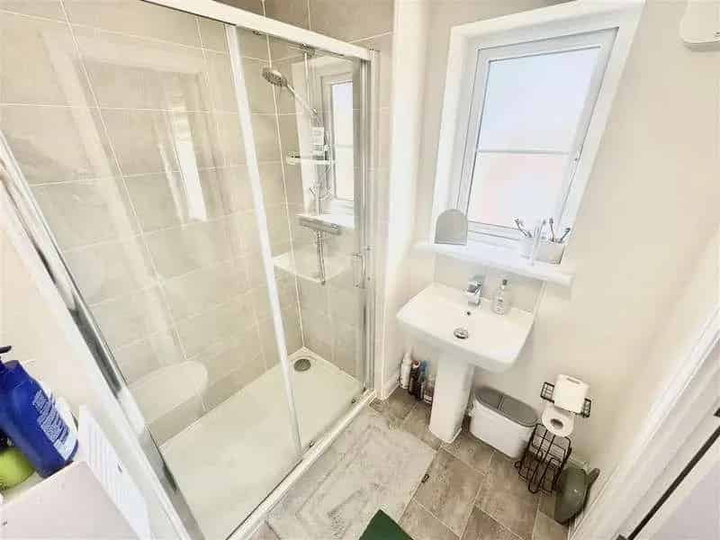 3 Bed Semi-Detached House for Sale