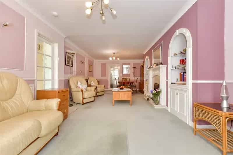 4 Bedroom Detached Bungalow For Sale Near Canterbury