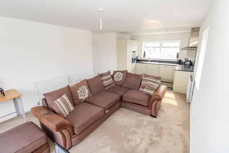 2 Bedroom Apartment Near Cribbs Causeway