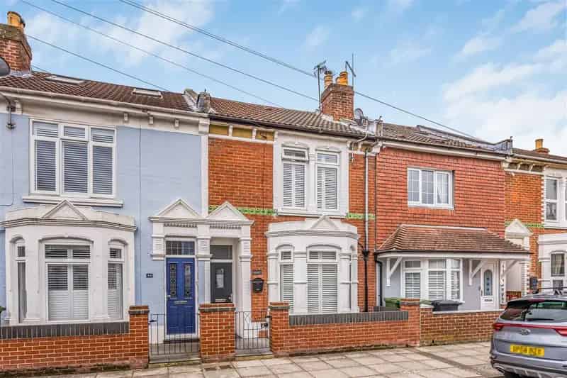 3 Bedroom Terraced House to Rent