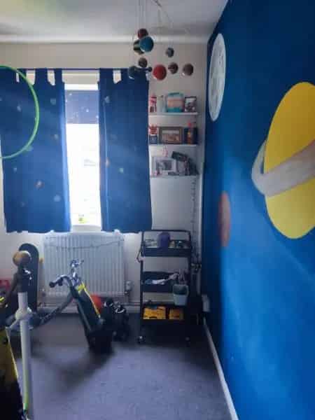Lovely Flat Near Schools and Colleges