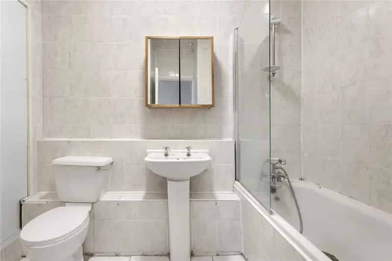 2 Bedroom Flat Streatham Hill London Private Garden Balcony
