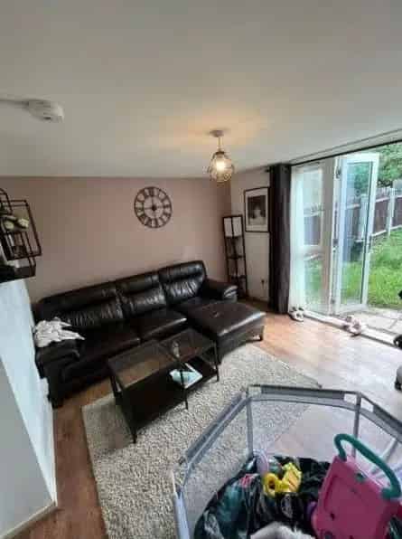 Ground Floor Flat near Wood Green Station