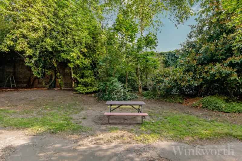 4 Bedroom Apartment Telegraph Hill London Zone 2