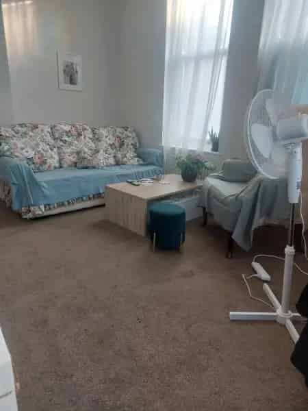 One Bedroom Flat Kilburn Queens Park Large Garden