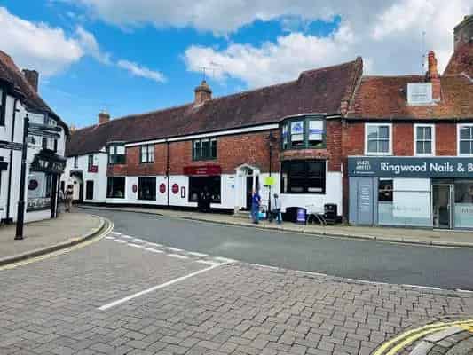 Grade II Listed Restaurant with Offices Freehold Investment