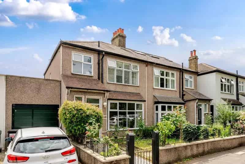 1930s Semi-Detached Family Home with Garage Near Heath Estate