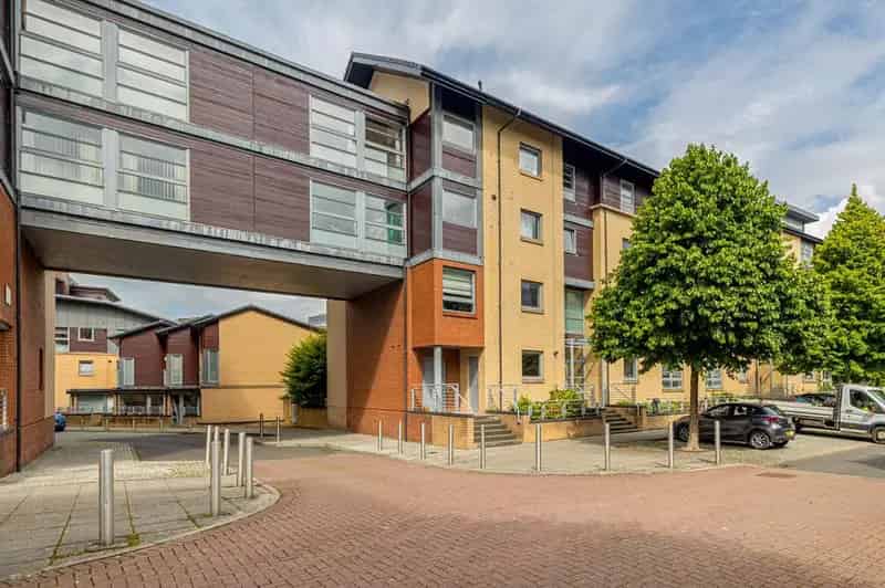 3 Bedroom Apartment for Sale Glasgow City