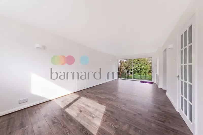 Four Bedroom Family Home in Ridge Langley Sanderstead