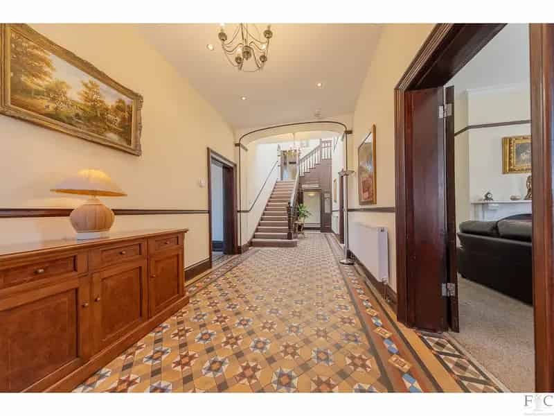 9 Bedroom Detached Farmhouse Newtown Unthank