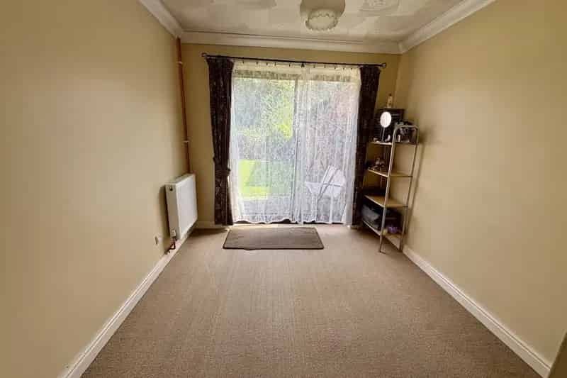 Three Bedroom Detached House Near Witham Way Country Park