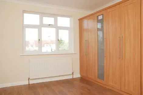 3 rooms house of 94 m² in London