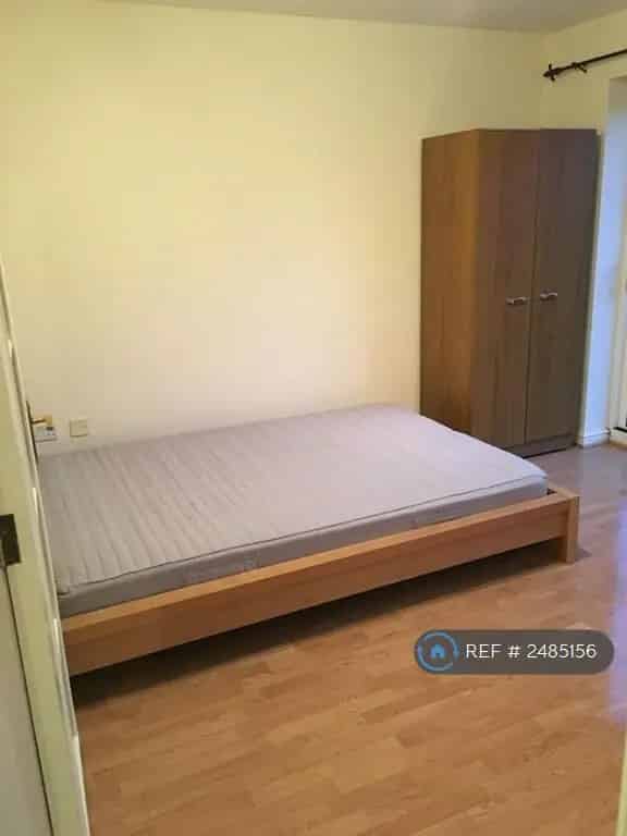 1 bedroom house share