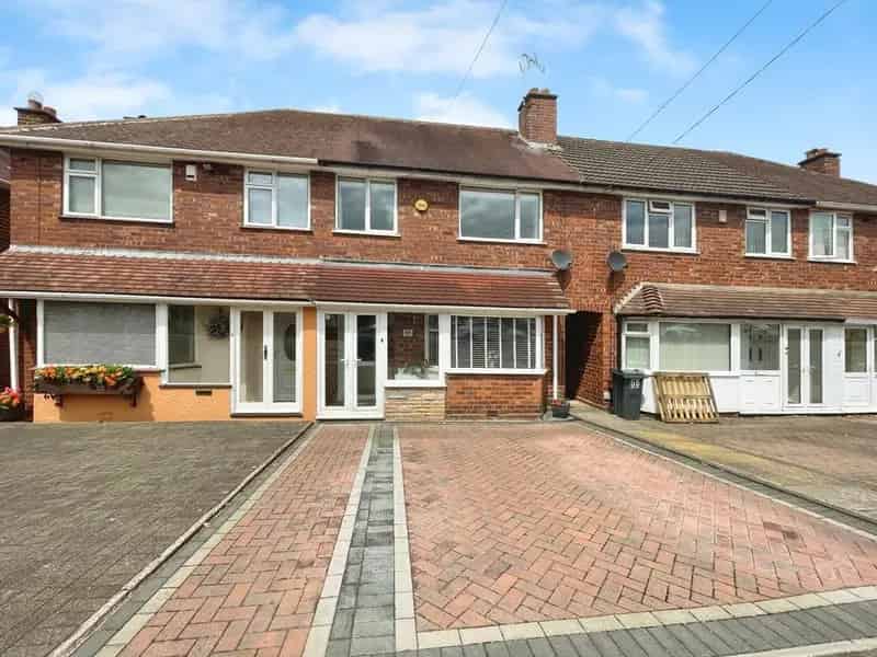 3 Bedroom Extended Terraced House For Sale Great Barr