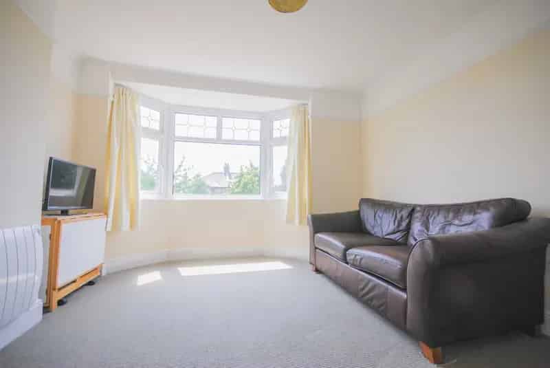 1 Bedroom Flat House to Rent