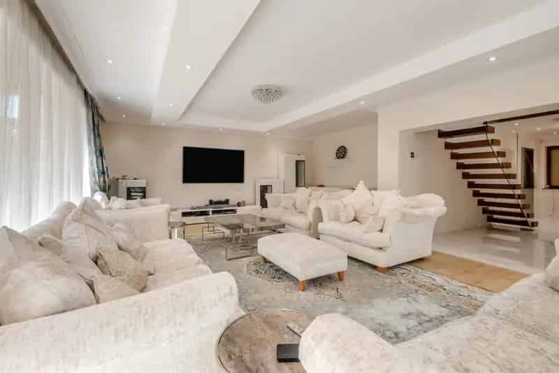 Outstanding Family Home in Sought-After Location