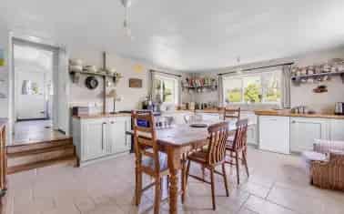 1644 Character Home in Dalwood, Four Bedrooms, Gardens, Barn