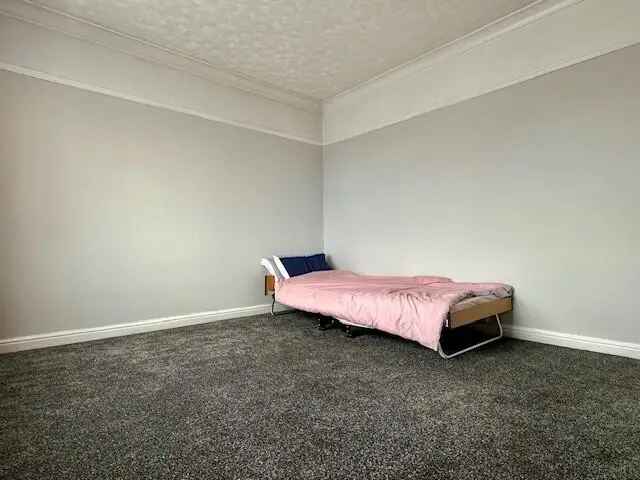 3 Bedroom House to Rent - Zero Deposit Guarantee Available