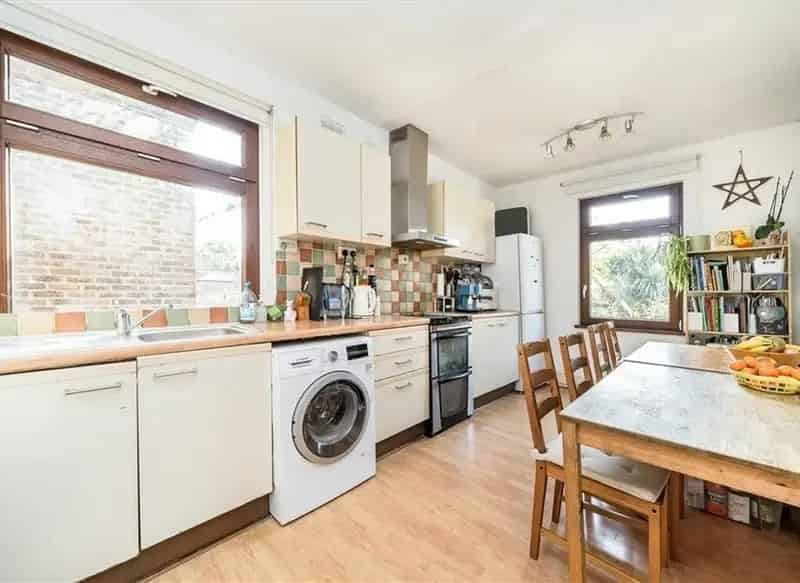 3-Bed Split-Level Flat Lee High Road Modernisation Opportunity