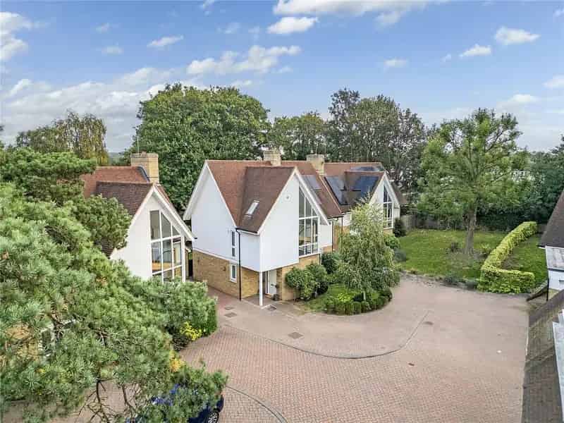 5 Bedroom Detached House for Sale Near Chelmsford