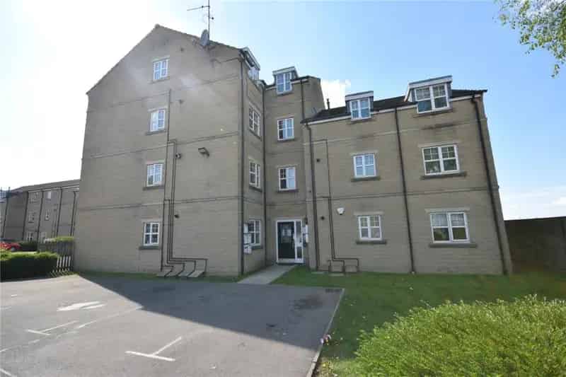 2 Bedroom Apartment Bradford - Available Now
