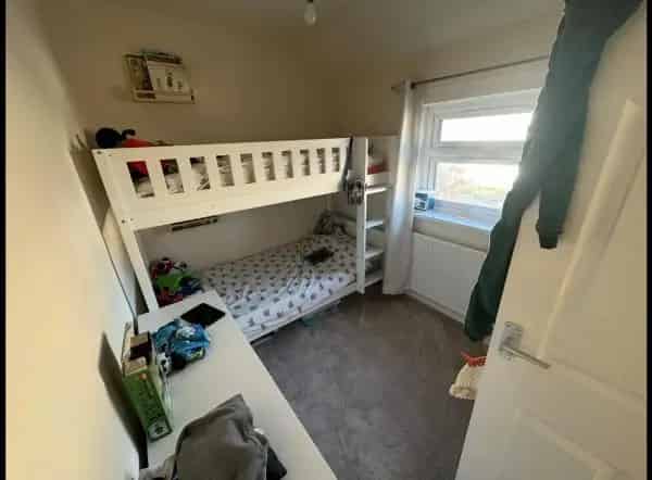 Large 3 Bed House in Backwell