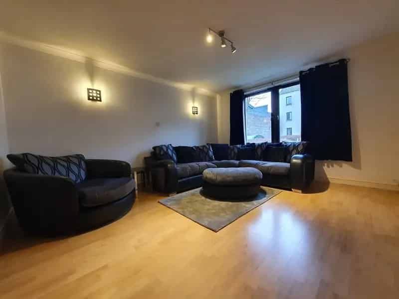 2 Bedroom Furnished Apartment Kittybrewster Aberdeen