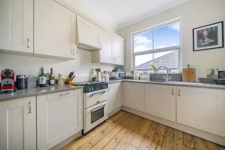 4 Bedroom Period Conversion Flat for Sale